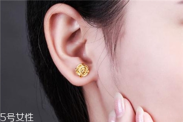 周六福黃金多少錢一克？周六福黃金價格