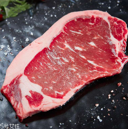 西冷牛排幾分熟最好吃？西冷牛排吃幾分熟？