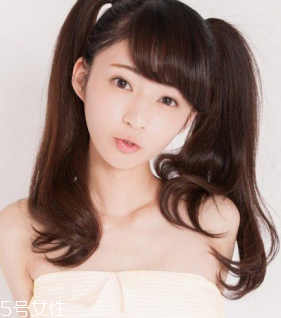 倒三角臉扎什么馬尾好看 倒三角臉扎馬尾教程 倒三角臉扎什么馬尾好看 倒三角臉扎馬尾教程