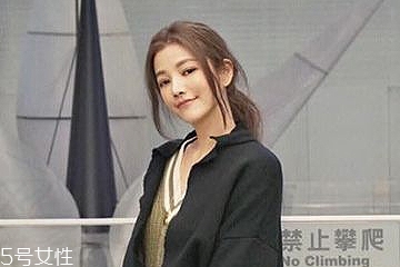 倒三角臉扎什么馬尾好看 倒三角臉扎馬尾教程 倒三角臉扎什么馬尾好看 倒三角臉扎馬尾教程