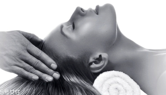 頭發(fā)燙染后一周怎么洗 染發(fā)必知冷知識 頭發(fā)燙染后一周怎么洗 染發(fā)必知冷知識