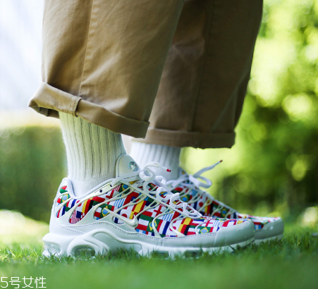 耐克國旗印花系列鞋子多少錢_有哪幾款？