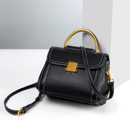 穿裙子背什么包包好看？穿裙子適合背什么包？