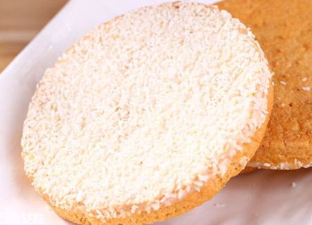 椰蓉可以直接吃嗎 椰蓉的吃法 椰蓉可以直接吃嗎 椰蓉的吃法