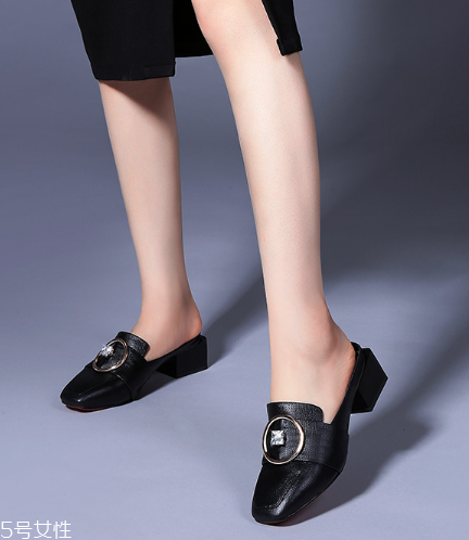 什么樣的拖鞋百搭？最百搭拖鞋款式推薦