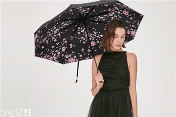 太陽傘要每年換嗎？太陽傘每年都要換新的嗎？