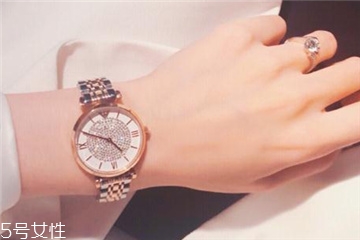 阿瑪尼手表多少錢？阿瑪尼手表正品價格