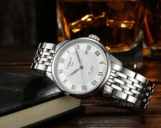 阿瑪尼手表和ck手表哪個(gè)好？阿瑪尼手表和ck手表對(duì)比