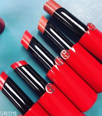 阿瑪尼口紅是塑料殼嗎？阿瑪尼口紅殼什么材質(zhì)？