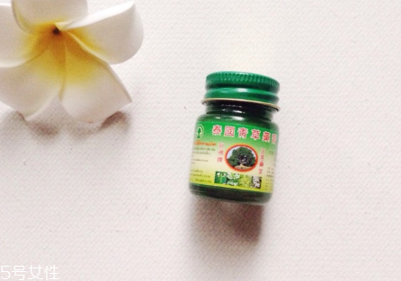 青草膏小孩可以用嗎 無比滴和青草膏哪個(gè)好 青草膏小孩可以用嗎 無比滴和青草膏哪個(gè)好