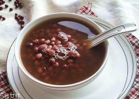 紅豆湯熱量高嗎 喝紅豆湯會胖嗎 