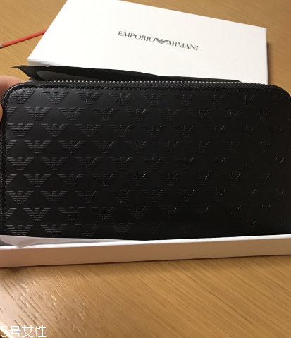 阿瑪尼錢包貴嗎？阿瑪尼錢包專柜價格