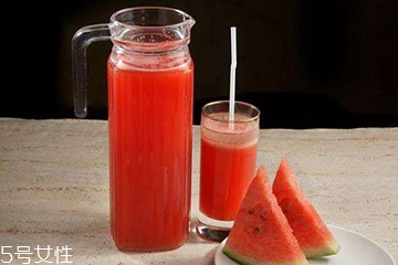 西瓜汁怎么洗掉？怎樣避免西瓜汁弄臟衣物？