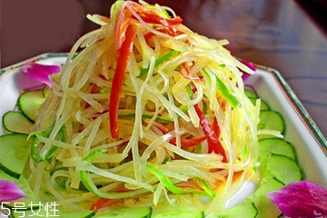 西瓜皮怎么做好吃？常見的西瓜皮做法