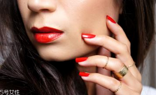 mac口紅什么色適合素顏 mac口紅哪個(gè)顏色適合素顏 mac口紅什么色適合素顏 mac口紅哪個(gè)顏色適合素顏