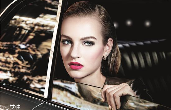 不掉色口紅怎么洗掉 不掉色口紅好嗎 不掉色口紅怎么洗掉 不掉色口紅好嗎