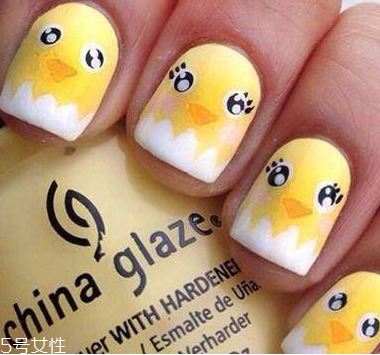 小雞美甲怎么做 4步驟畫出可愛小雞指甲 小雞美甲怎么做 4步驟畫出可愛小雞指甲