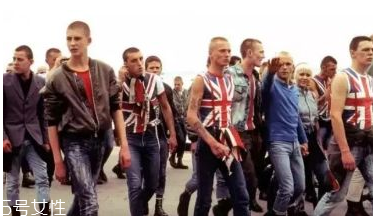 男生夏天適合剪什么發(fā)型 2018男生流行發(fā)型短發(fā) 男生夏天適合剪什么發(fā)型 2018男生流行發(fā)型短發(fā)