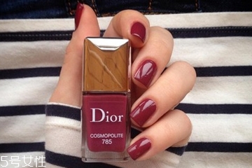 楓葉紅指甲油是什么氣質(zhì) 楓葉紅指甲油哪些牌子有 楓葉紅指甲油是什么氣質(zhì) 楓葉紅指甲油哪些牌子有