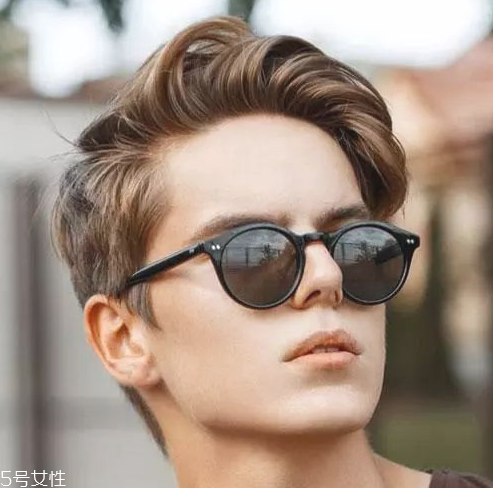 男生剪什么發(fā)型好看 男生懶人發(fā)型推薦 男生剪什么發(fā)型好看 男生懶人發(fā)型推薦