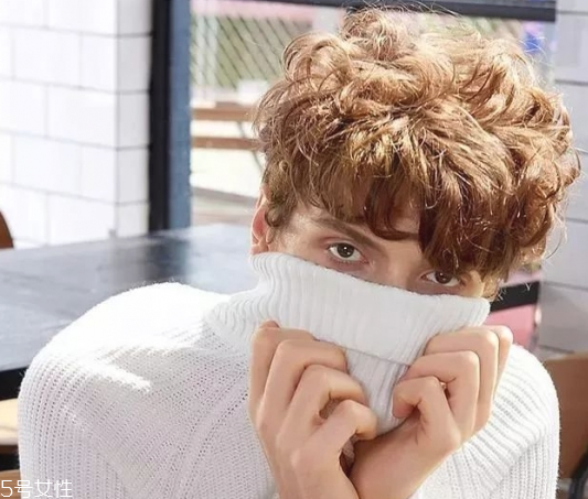 男生剪什么發(fā)型好看 男生懶人發(fā)型推薦 男生剪什么發(fā)型好看 男生懶人發(fā)型推薦