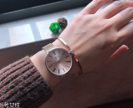 adexe手表多少錢(qián)？adexe手表正品價(jià)格