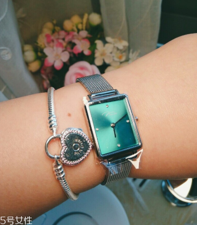 唯路時(shí)是國(guó)產(chǎn)的嗎？唯路時(shí)手表是哪個(gè)國(guó)家產(chǎn)的？