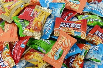 棒棒糖的牌子有哪些？好吃的棒棒糖推薦