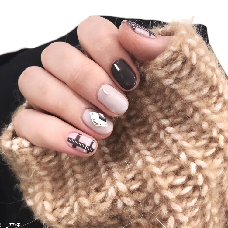 2022最新韓式美甲圖片 韓國(guó)熱門(mén)美甲款式推薦 2022最新韓式美甲圖片 韓國(guó)熱門(mén)美甲款式推薦