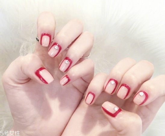 夏日清涼簡約美甲圖片2018 2018最流行的日系美甲款式