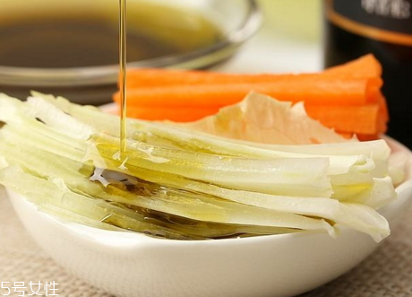 火麻油可以用什么代替 火麻油是什么油 火麻油可以用什么代替 火麻油是什么油