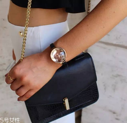 rumbatime和dw哪個(gè)好？rumba time手表好還是dw好？