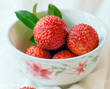 荔枝選購(gòu)技法 荔枝怎么挑？