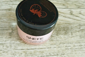 雪玲妃唇膜怎么樣？雪玲妃唇膜和蘭芝唇膜對(duì)比