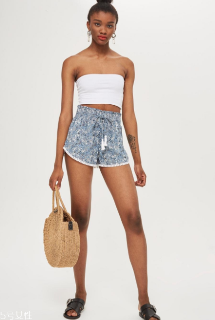 夏天穿什么褲子好看？夏季褲子穿搭圖片