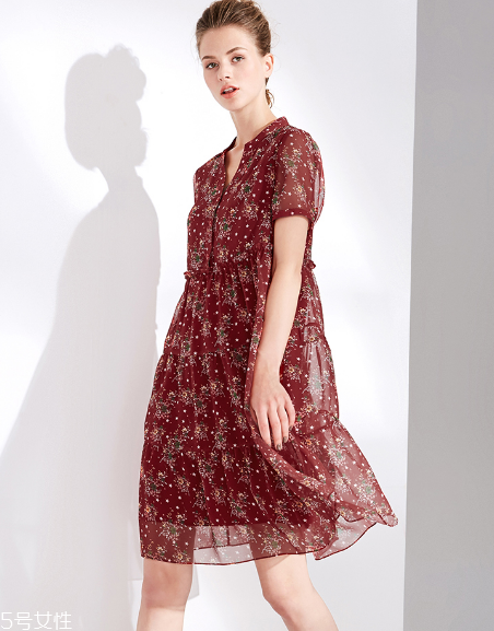 2018夏裝流行元素有哪些？2018夏裝流行趨勢(shì)