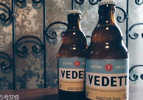 白熊啤酒多少錢一瓶 白熊啤酒是哪個國家的 白熊啤酒多少錢一瓶 白熊啤酒是哪個國家的