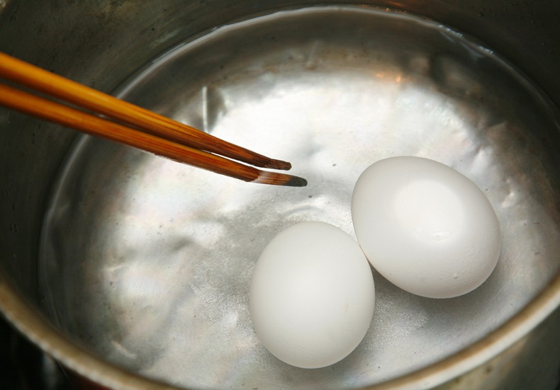 溏心蛋的做法 溏心蛋怎么做好吃 溏心蛋的做法 溏心蛋怎么做好吃