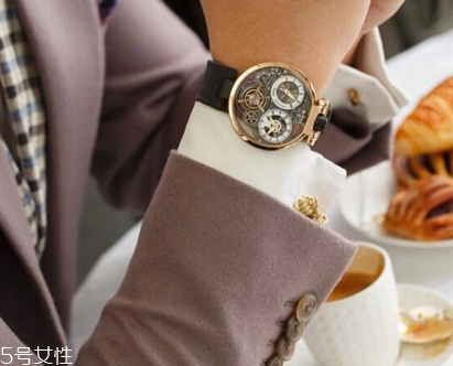 手表是男左女右嗎？手表佩戴是男左女右嗎？