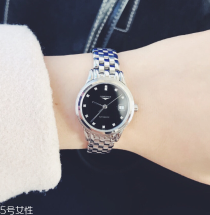 手表上弦是轉(zhuǎn)哪個(gè)方向？手表上弦是順時(shí)針還是逆時(shí)針？