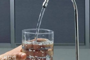 軟水燒開有水垢嗎 軟水燒開能飲用嗎 軟水燒開有水垢嗎 軟水燒開能飲用嗎