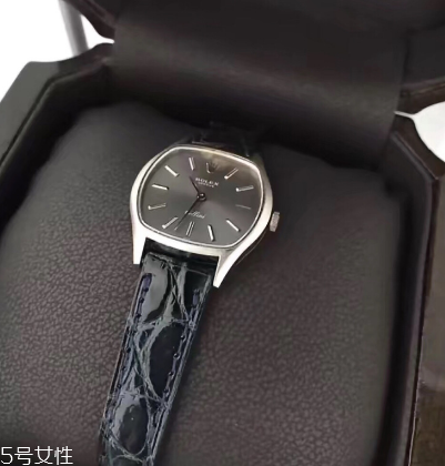 手表多久上一次發(fā)條？手表多長時間上一次發(fā)條？