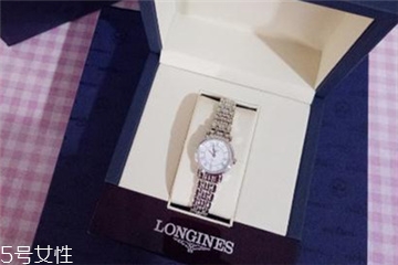 手表多久上一次油？手表多長時(shí)間加一次油？