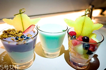 果汁能不能和牛奶一起喝？果汁和牛奶放一起好喝嗎？