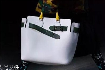 burberry the belt尺寸多大？巴寶莉貝爾特包有哪幾種尺寸？