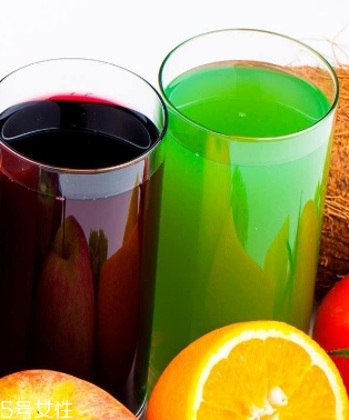 果汁和果肉哪個(gè)營(yíng)養(yǎng)高？果汁和果泥哪個(gè)營(yíng)養(yǎng)高？