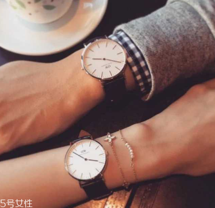 情侶手表怎么搭配？情侶表搭配建議