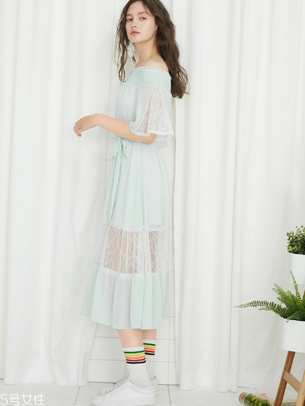 什么顏色連衣裙顯白？連衣裙什么顏色最顯白？