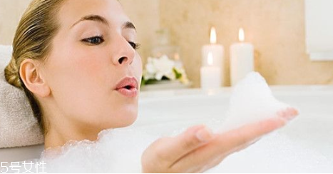 olay玉蘭油沐浴露哪個(gè)好聞 olay玉蘭油沐浴露推薦 olay玉蘭油沐浴露哪個(gè)好聞 olay玉蘭油沐浴露推薦