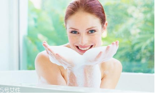 olay玉蘭油沐浴露哪個(gè)好聞 olay玉蘭油沐浴露推薦 olay玉蘭油沐浴露哪個(gè)好聞 olay玉蘭油沐浴露推薦